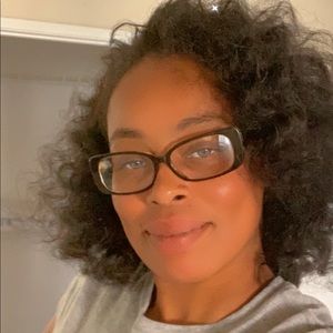 Meet your Posher, Jaclyn